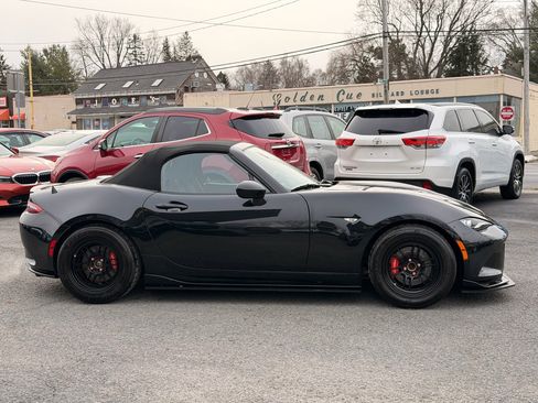 Used 2024 MAZDA MX-5 Miata Sport w/ Appearance Package image 4