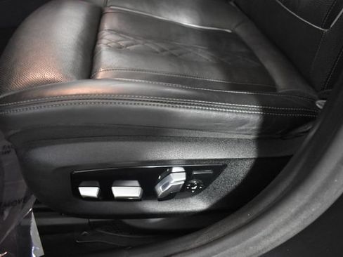 Used 2018 BMW M550i xDrive w/ Driving Assistance Package AWD/4WD image 13