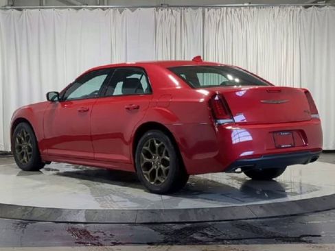 Used 2017 Chrysler 300 S image 5