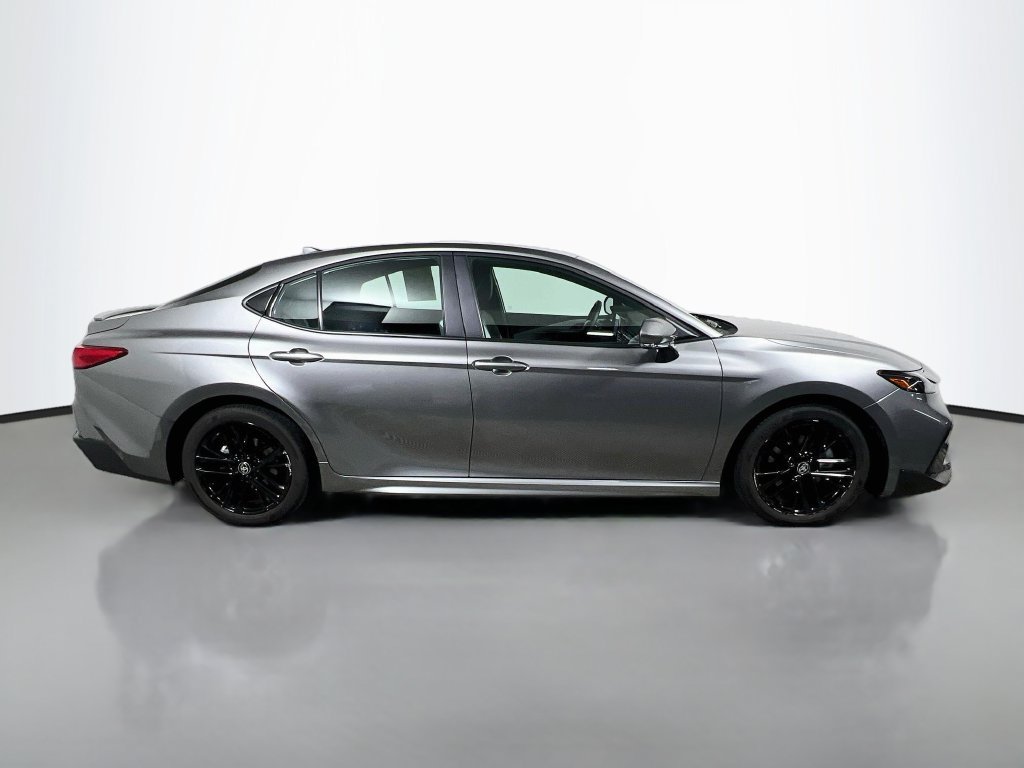 Used 2026 Toyota Camry SE FWD image 2
