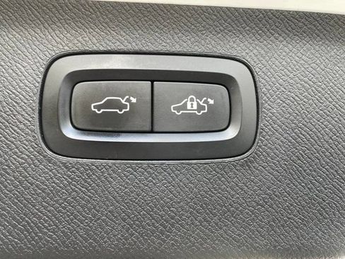 Used 2018 Volvo XC90 T6 Inscription w/ Convenience Package AWD/4WD image 21