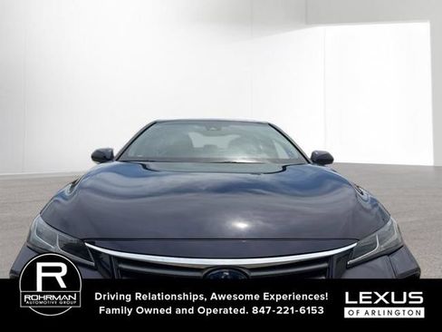 Used 2021 Toyota Avalon Limited w/ Advanced Safety Package FWD image 2