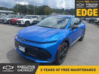 New 2025 Chevrolet Equinox EV RS w/ Convenience Package II video 1