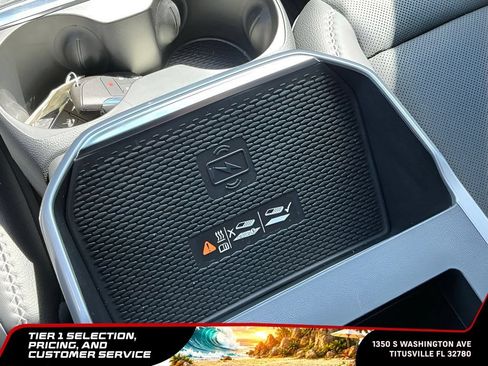 Used 2026 GMC Terrain Denali AWD/4WD image 27