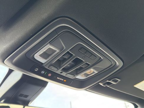 Used 2021 Chevrolet Silverado 2500 High Country w/ Z71 Off-Road Package image 12