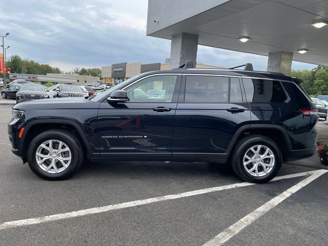 Used 2023 Jeep Grand Cherokee L Limited AWD/4WD image 8