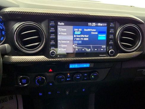 Used 2021 Toyota Tacoma 4x4 Double Cab image 17