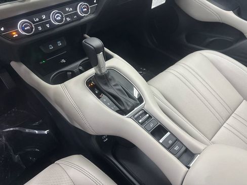 New 2026 Honda HR-V EX-L image 32