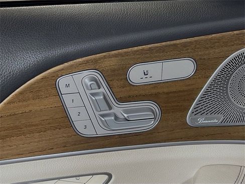 Used 2020 Mercedes-Benz GLE 350 4MATIC w/ Premium Package image 12