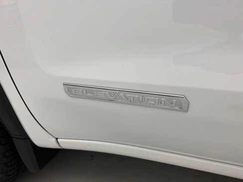 New 2026 GMC Sierra 1500 Elevation AWD/4WD image 10