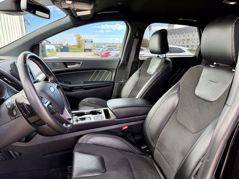 Certified 2024 Ford Edge ST w/ Cargo Accessory Package image 10
