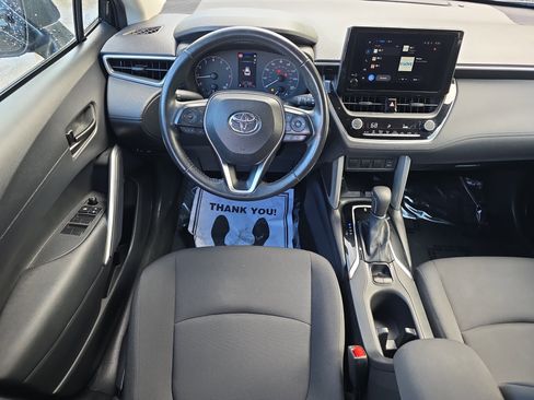 Used 2024 Toyota Corolla Cross LE image 19