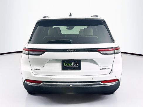 Used 2023 Jeep Grand Cherokee Limited image 7