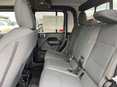 New 2026 Jeep Gladiator Willys image 9