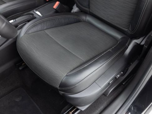 Used 2016 Buick Encore Convenience FWD image 21