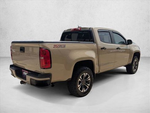 Used 2022 Chevrolet Colorado Z71 AWD/4WD image 5