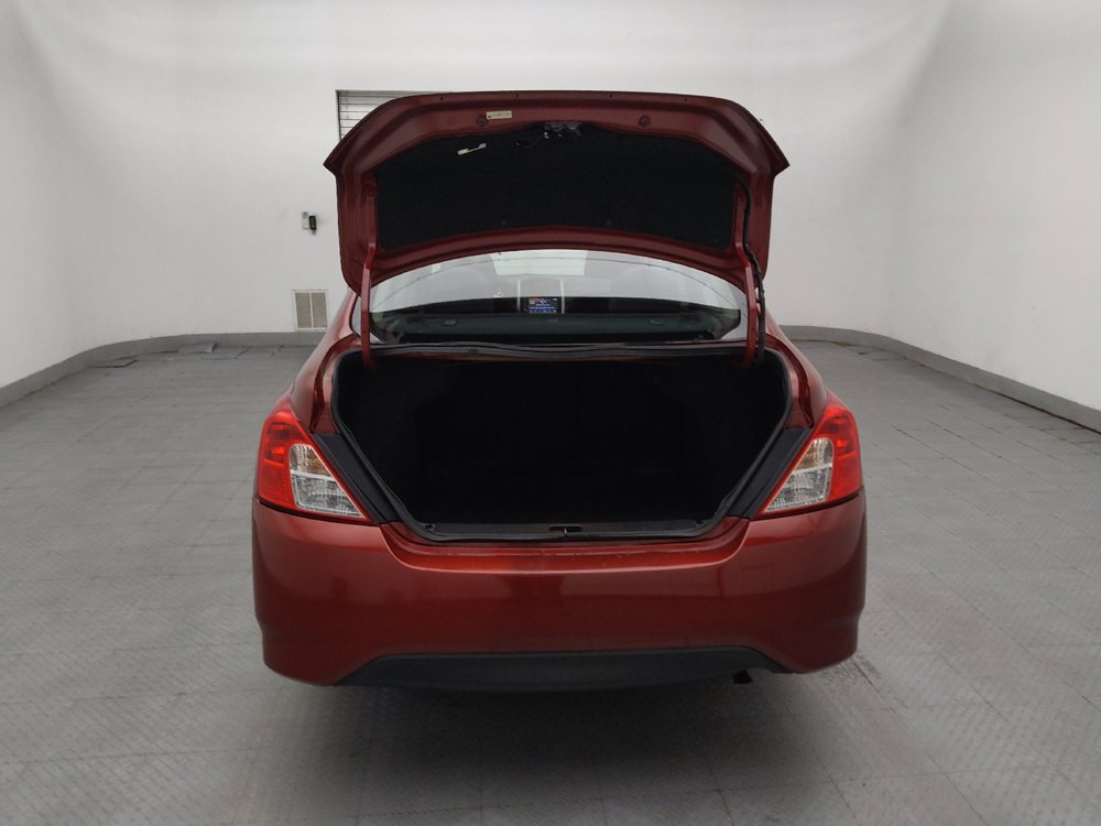 Used 2019 Nissan Versa SV FWD image 29