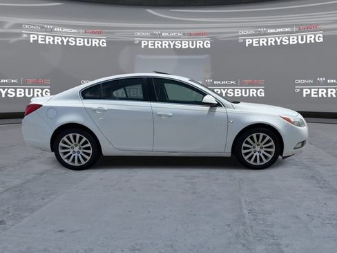 Used 2011 Buick Regal CXL w/ RL4 Preferred Equipment Group FWD image 9