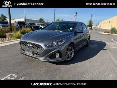 Used 2019 Hyundai Sonata SEL w/ Tech Package 02