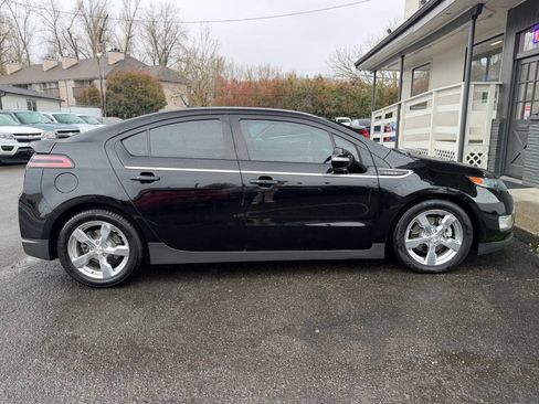 Used 2014 Chevrolet Volt Premium w/ Premium Trim Package FWD image 8
