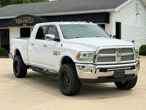 Used 2018 RAM 2500 Laramie w/ Protection Group AWD/4WD image 1