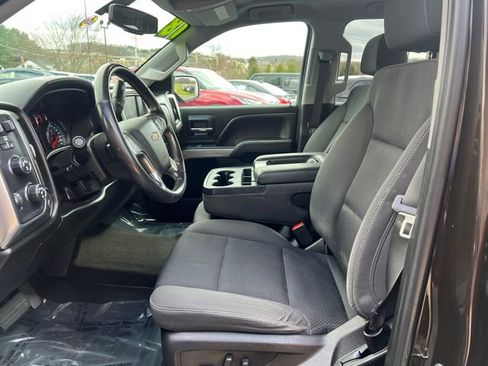 Used 2018 Chevrolet Silverado 1500 LT w/ All Star Edition image 11