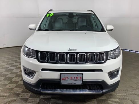 Used 2019 Jeep Compass Limited AWD/4WD image 3