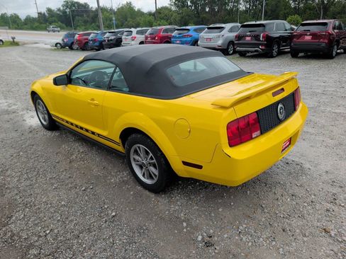 Used 2005 Ford Mustang Premium RWD image 11