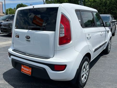 Used 2013 Kia Soul FWD image 8