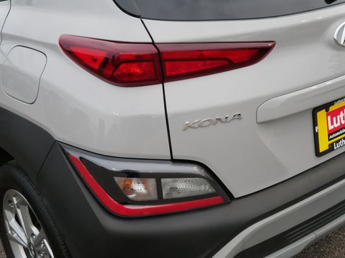 Used 2023 Hyundai Kona SEL image 17