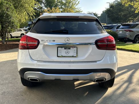 Used 2019 Mercedes-Benz GLA 250 image 7