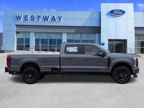 New 2026 Ford F350 Lariat w/ Black Appearance Package AWD/4WD image 39