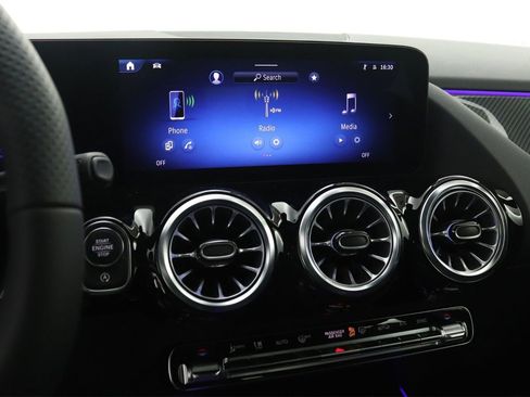 New 2025 Mercedes-Benz GLA 35 AMG GLA 35 AMG image 6