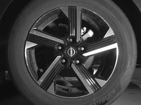 Used 2025 Nissan Sentra SV image 14