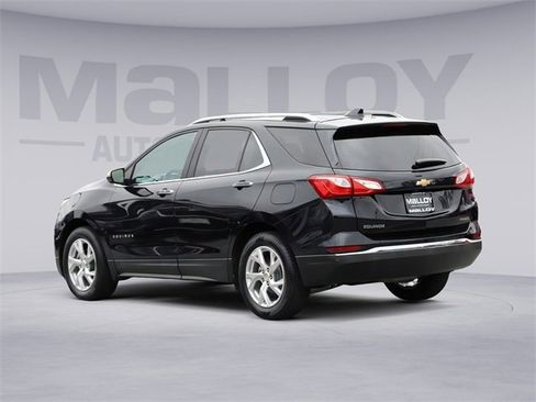 Used 2020 Chevrolet Equinox Premier image 3