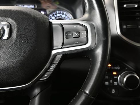 Used 2021 RAM 1500 Big Horn AWD/4WD image 36