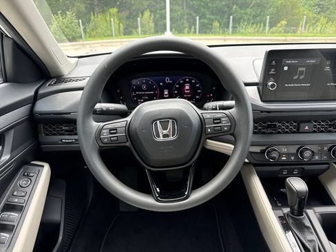 Certified 2026 Honda Accord LX image 21
