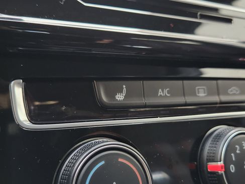 Used 2018 Volkswagen GTI S image 20