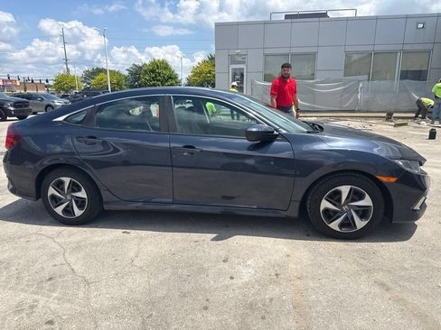 Used 2020 Honda Civic LX image 2