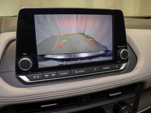 Certified 2024 Nissan Rogue SV w/ SV Premium Package image 15