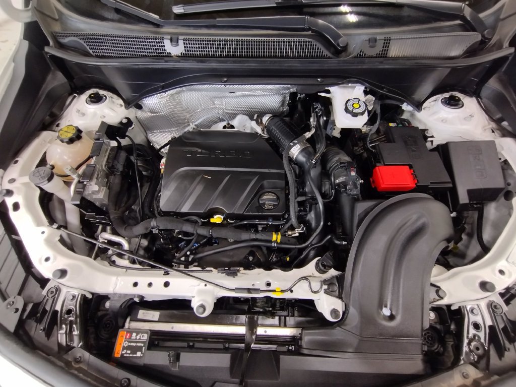 Used 2025 Buick Encore GX Preferred FWD image 8