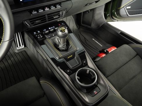 Certified 2026 Porsche 911 GT3 RWD image 18