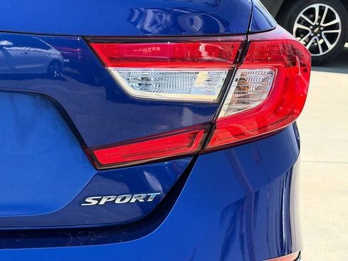 Used 2021 Honda Accord Sport image 13