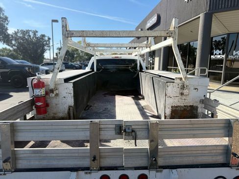 Used 2012 Ford F550 176 W.B. 4D w/ Payload Upgrade Pkg image 5