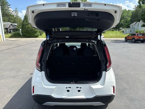 Used 2024 Kia Soul S image 15