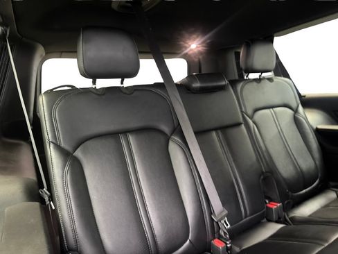 Used 2024 Jeep Wagoneer L Series II RWD image 42
