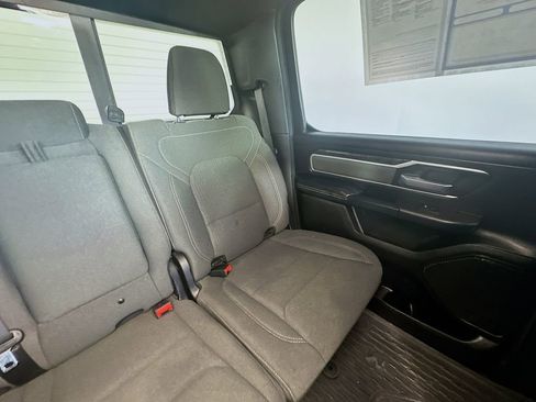 Used 2022 RAM 1500 Big Horn AWD/4WD image 14