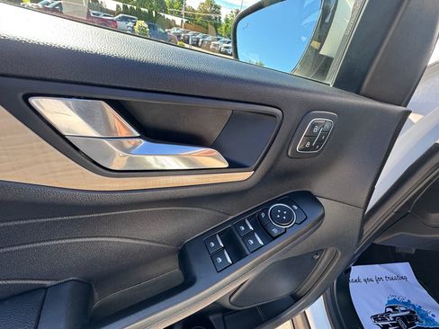 Used 2021 Ford Escape Titanium w/ Titanium Elite Package AWD/4WD image 34