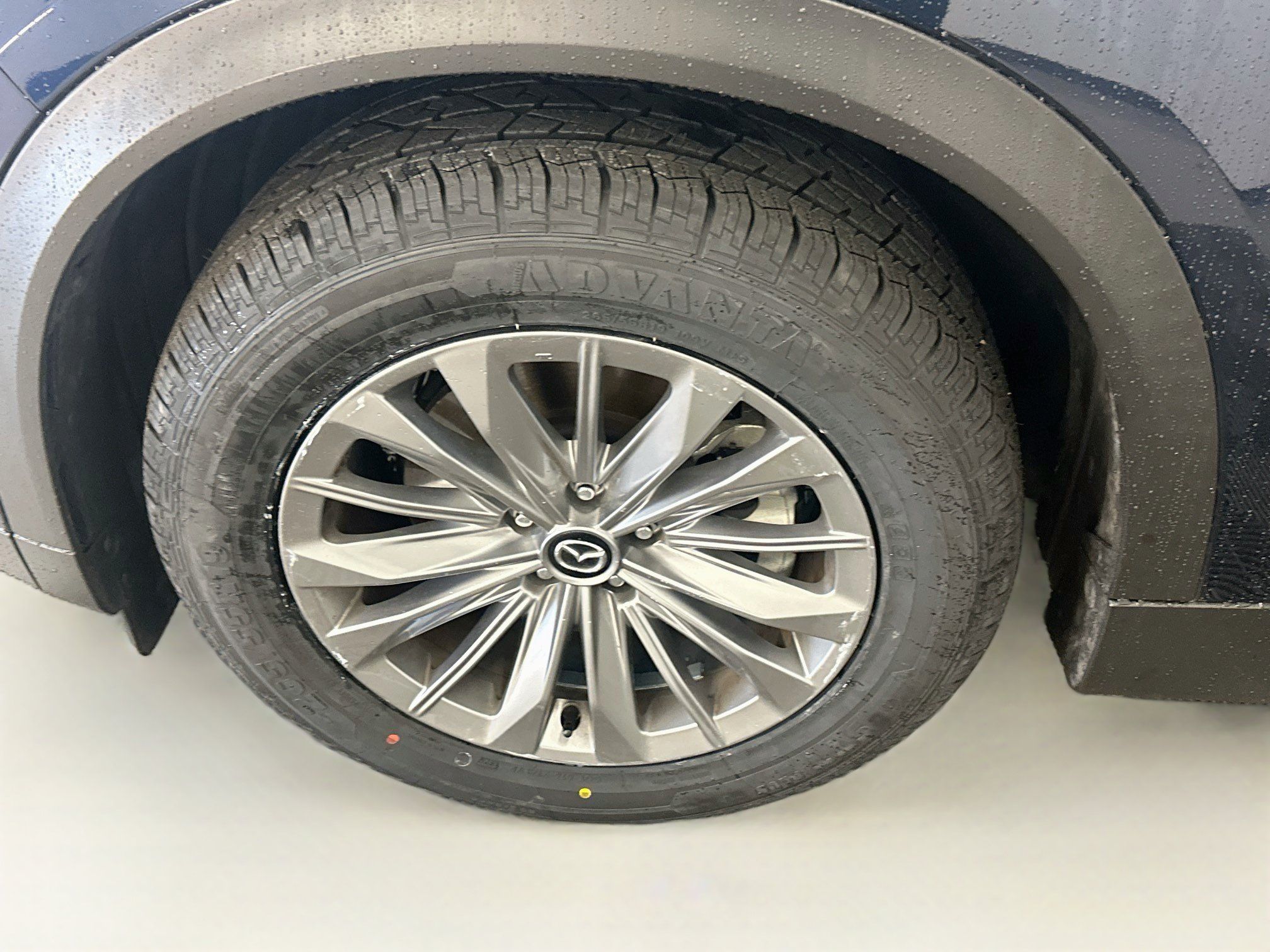 Used 2024 MAZDA CX-90 Plug-In Hybrid w/ Preferred AWD/4WD image 11