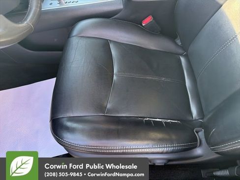 Used 2017 Nissan Pathfinder SL AWD/4WD image 24